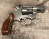 Smith and Wesson 63-3 ( snub, stainless, 22LR) - 2 of 5