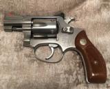 Smith and Wesson 63-3 ( snub, stainless, 22LR) - 1 of 5