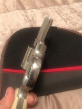 Smith and Wesson 686-3 (2 in, bone grips) - 3 of 5