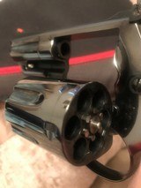 Smith and Wesson 19-3 (snub, blue, p and r) - 8 of 8