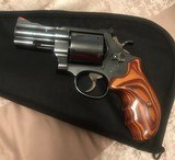 Smith and Wesson 29-4 (3 in, unfluted, full lug) - 1 of 7