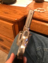 Smith and Wesson 629-5 (3 inch, ported) - 5 of 5