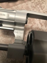 Smith and Wesson 296 Ti (2 1/2 in, airweight, prelock, combats) - 5 of 8