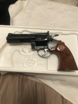 Colt Diamondback (4 in, box, 38 spec.) - 1 of 9