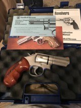 Smith and Wesson 66-2 (3 in, combats) - 1 of 7