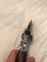 Smith and Wesson 686 (2 in, no dash) - 3 of 5
