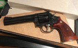 Smith and Wesson 586-1 (6 in, box) - 1 of 6