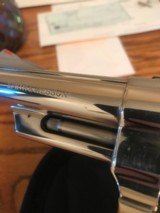 Smith and Wesson 29-2 (nickel, 4 in.) - 6 of 8
