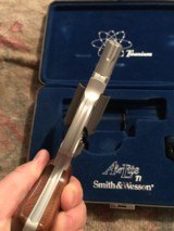 Smith and Wesson 337 ti (1 7/8, box, 10oz!!) - 3 of 6