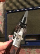 Smith and Wesson 648 (6 in, 22 mag) - 2 of 6