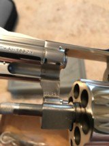Smith and Wesson 19-4 (nickel, box, 2 in) - 4 of 9