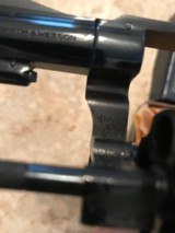 Smith and Wesson 36 (snub, blue, box) - 7 of 9