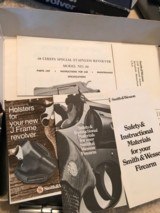 Smith and Wesson 60 (orig. box, snub, papers) - 2 of 6