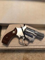 Smith and Wesson 60 (orig. box, snub, papers) - 3 of 6
