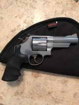 Smith and Wesson 629-4 (4in, rubber grips) - 3 of 5