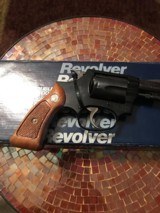 Smith and Wesson 37 (2 in, blue, box) - 2 of 7