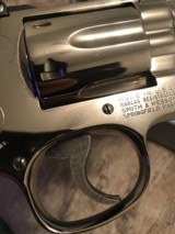 Smith and Wesson 19-4 (2 in, nickel, box) - 7 of 8