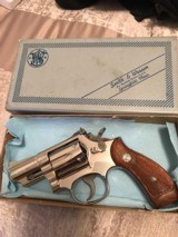 Smith and Wesson 19-4 (2 in, nickel, box) - 1 of 8