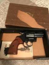 Colt Cobra (2 in, blue, box) - 2 of 8