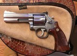 Smith amd Wesson 686-3 (4 in, targets) - 1 of 5