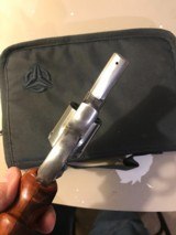 Smith and Wesson 686 (2 in, combats, no dash) - 4 of 4