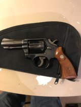 Smith and Wesson 10-7 (blue, 3 in) - 1 of 6