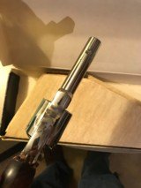 Smith and Wesson 29-3 (nickel, 4 in, box) - 4 of 8