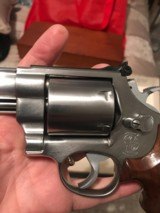 Smith and Wesson 629-2E (8 in, combats, box) - 6 of 11