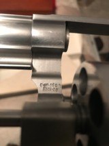 Smith and Wesson 629-2E (8 in, combats, box) - 10 of 11