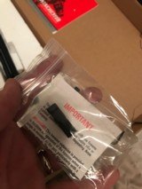 Winchester 9422M (NIB, checkered) - 6 of 10