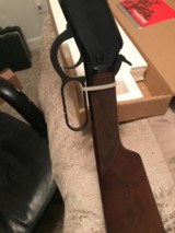 Winchester 9422M (NIB, checkered) - 3 of 10