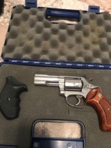 Smith and Wesson 60-4 (3 in, targets, box) - 2 of 7