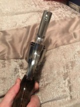 Smith and Wesson 629-1 (3 in, custom grips) - 4 of 9