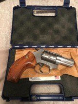 Smith and Wesson 60 (2 1/8ths, 357, box) - 2 of 7
