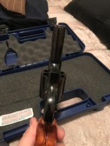 Smith and Wesson 29-4 (3 in, combats, unfluted!) - 7 of 7