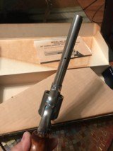 Smith and Wesson 686 (6in, targets, box) - 4 of 7