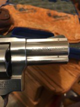 Smith and Wesson 640-1 ( 1 7/8ths, stainless) - 6 of 8