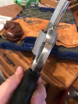 Smith and Wesson 640-1 ( 1 7/8ths, stainless) - 5 of 8