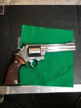Smith and Wesson 629-1 (6 in, full lug, unfluted) - 2 of 8