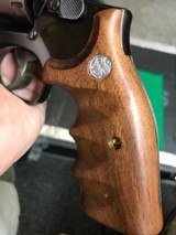 Smith and Wesson 14-4 (6 in, blue, combats) - 3 of 8