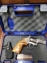 Smith and Wesson 696-1 (3 in, combats) - 1 of 5