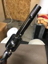 Smith and Wesson 19-4 (blue, 4 in) - 4 of 8