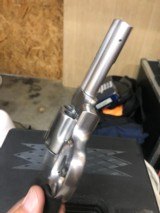 Smith and Wesson 610-3 - 5 of 8