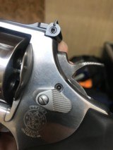Smith and Wesson 610-3 - 7 of 8