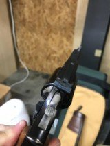 Smith and Wesson 19-4 (blue, 2.5 in, box) - 4 of 9