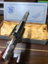 Smith and Wesson 19-4 (4 in, nick, box) - 4 of 7