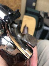 Smith and Wesson 19-5 (6 in, 3 Ts, box) - 5 of 10