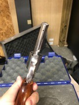 Smith and Wesson 60-10 (357, 3 in, orig box) - 4 of 7