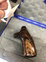 Smith and Wesson 60-10 (357, 3 in, orig box) - 7 of 7