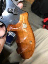 Smith and Wesson 29-3 (3 in, orig box) - 6 of 8